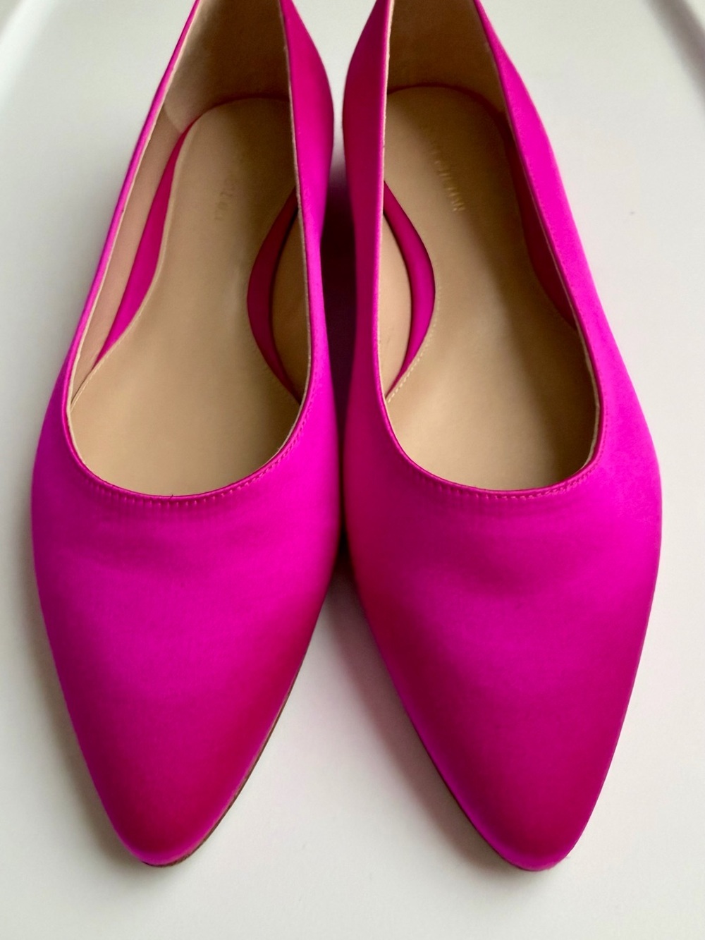 Stuart Weitzman Pointed Silk Flats in Bright Fuchsia - Size 8 - New - Picture 2 of 7